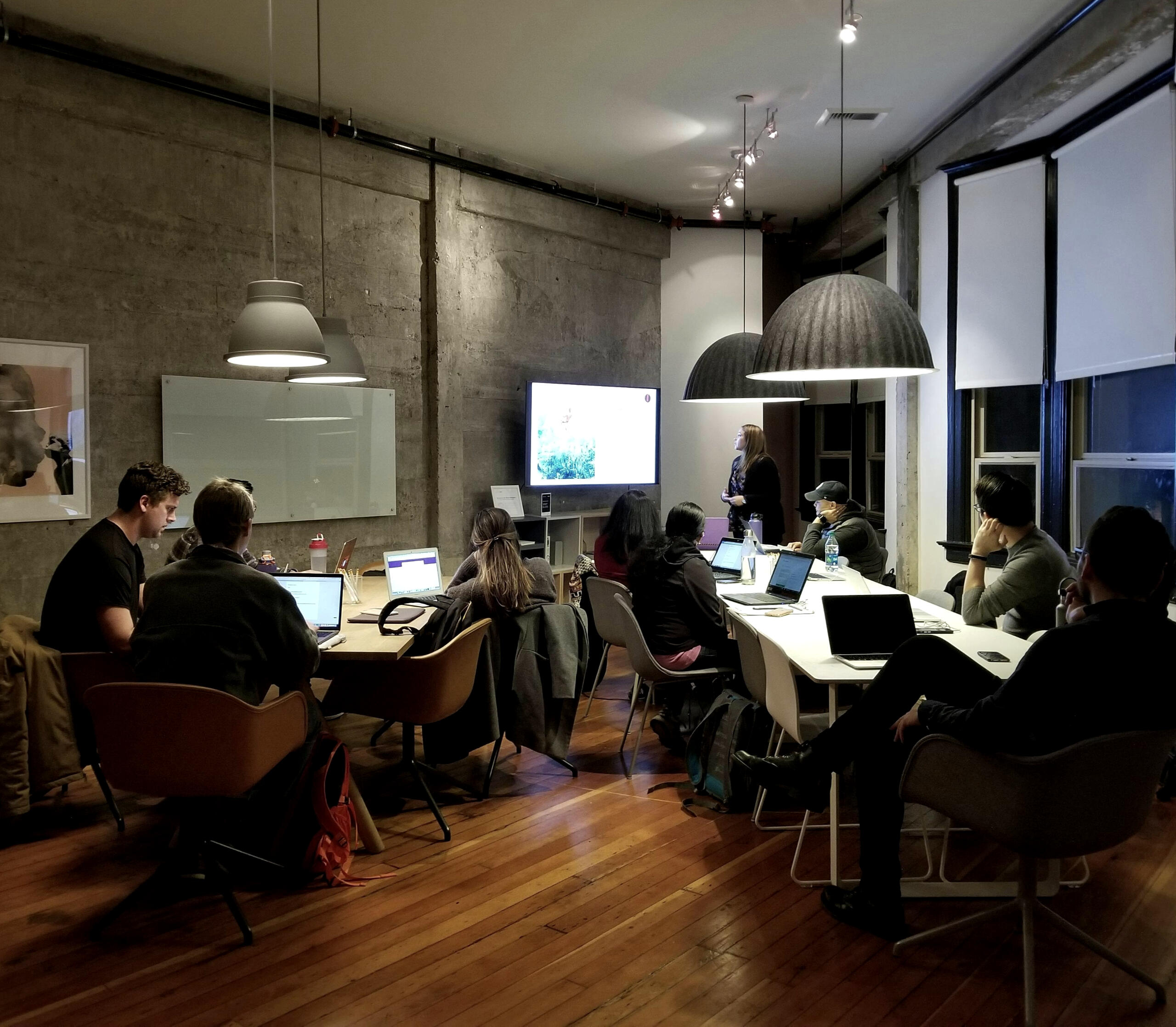 Suivi rigoureux des projets et gestion personnalisée Coordination et gestion d’événement par l’équipe Épicentre à Meximieux